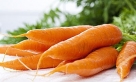 胡萝卜

　　研究发现，胡萝卜含有的胡萝卜素在体内可转化为维生素A，维生素A有防癌抗癌作用。胡萝卜还含有较多的叶酸，而叶酸亦有抗癌的作用。所含有的木质素能提高生物体免疫能力2-3倍，从而间接地抑制或消灭体内的致癌物质和癌细胞。此外，胡萝卜中的钼也可以防癌抗癌。所以，常吃胡萝卜能预防癌症发生。