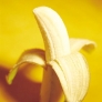 3.香蕉

　　含有大量的镁元素，若空腹时大量吃香蕉，会使血液中含镁量骤然升高，造成人体血液内镁、钙的比例失调，对心血管产生抑制作用，不利健康。

