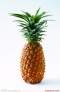 8.菠萝

　　内含的蛋白分解酵素相当强，如果餐前吃，很容易造成胃壁受伤。

