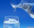 1、不开的水——膀胱癌、直肠癌
专家指出，饮用未煮沸的水，患膀胱癌、直肠癌的可能性增加21%-38%。当水温达到100℃，这两种有害物质会随蒸气蒸发而大大减少，如继续沸腾3分钟，则饮用安全。

